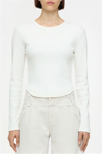 Closed, C95006 Fitted long-sleeve t-shirt, Ivory